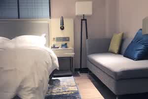 89W网美正妹兼差被曝光  背景图片