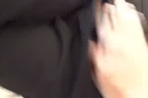 国产大神勾搭淫荡妻妹，蜜桃翘臀木瓜乳身材火辣  背景图片