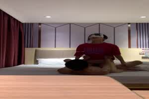 萝莉控必看 未成年妹妹嘴里喊着不要～高潮迭起  背景图片