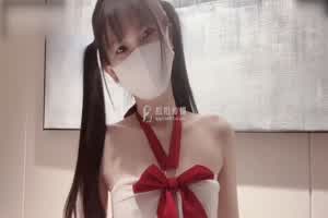 扣扣传媒 粉色情人 油光白丝极品萝莉  背景图片