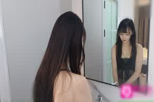 萝莉社 糖糖 同父异母姊姊称后妈是小三被弟弟中出怒射解恨  背景图片