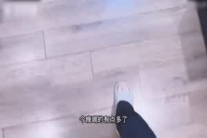 扣扣传媒 小敏儿 尤物学姐对我的酒后诱惑  背景图片