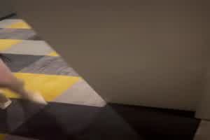 重金约炮身材高挑的大长腿超模发骚  背景图片