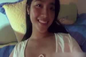 超级色的 看到也会想爱爱  背景图片