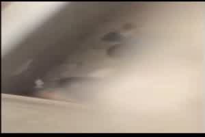 高中女同学被校霸堵在后巷强吻  背景图片