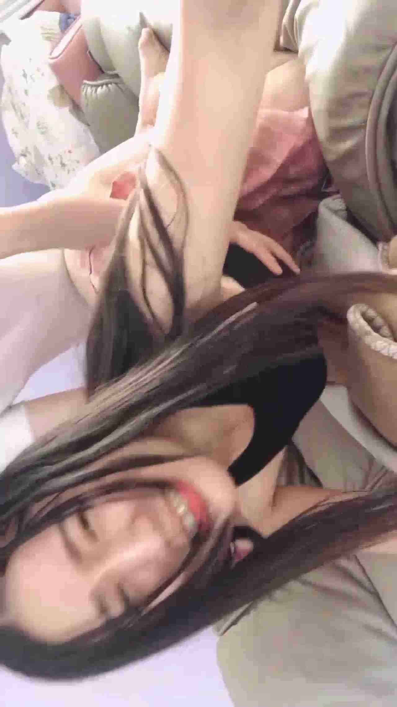  有这种女友只需要躺好 的剧照6