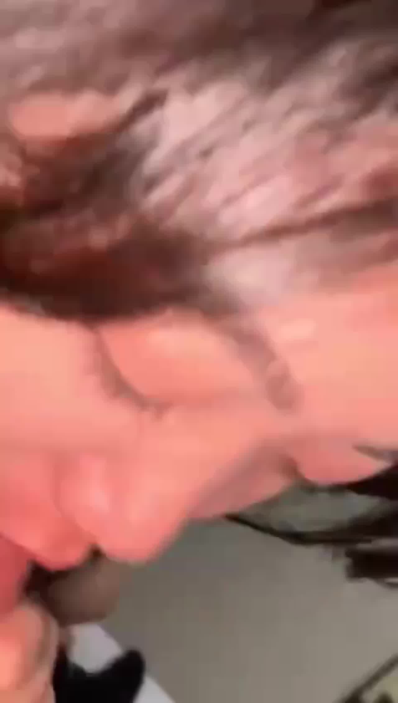  口交拍照来比个ya 的剧照7