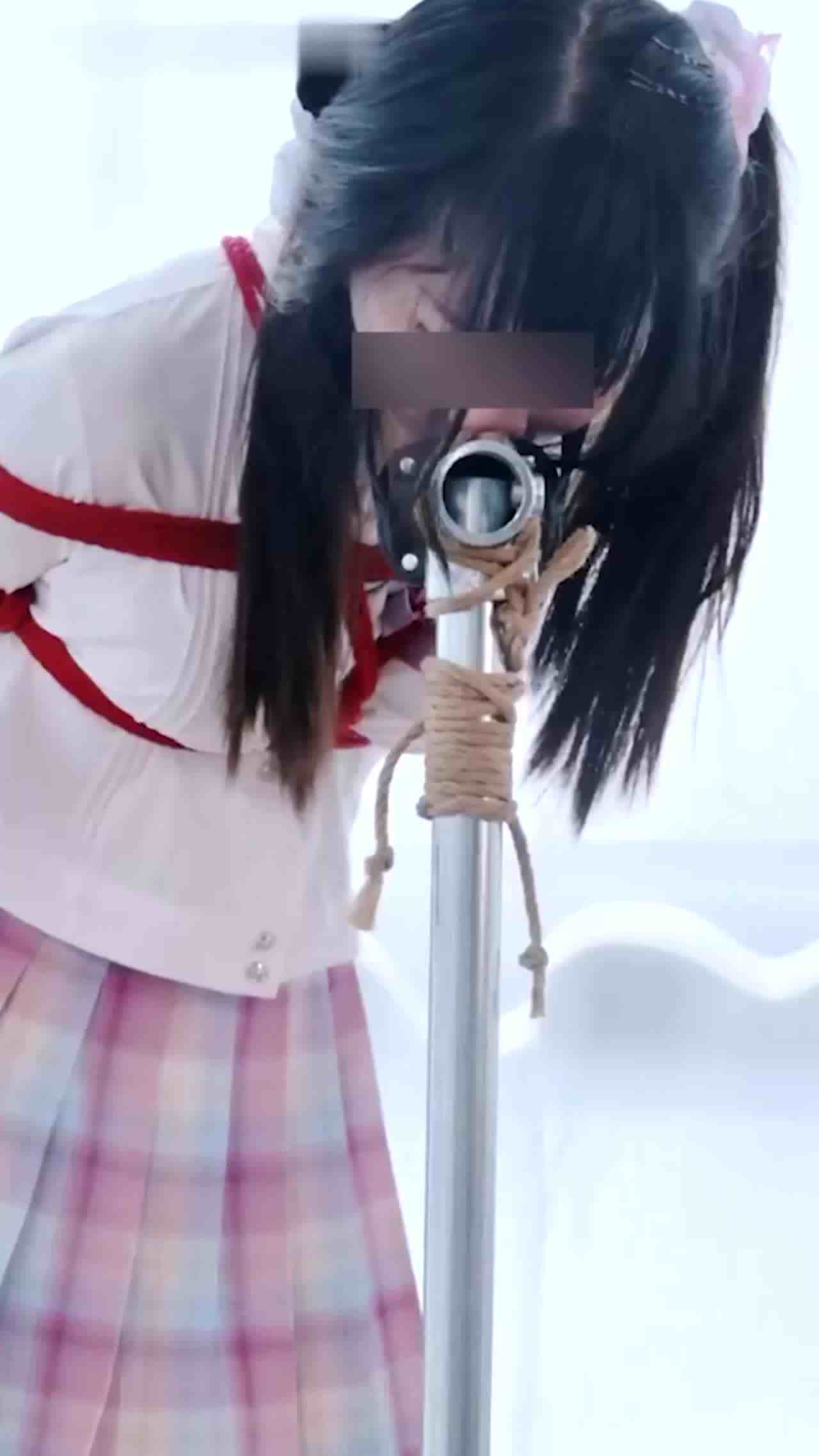  惩戒学院捆绑jk白丝妹子强制高潮 的剧照3