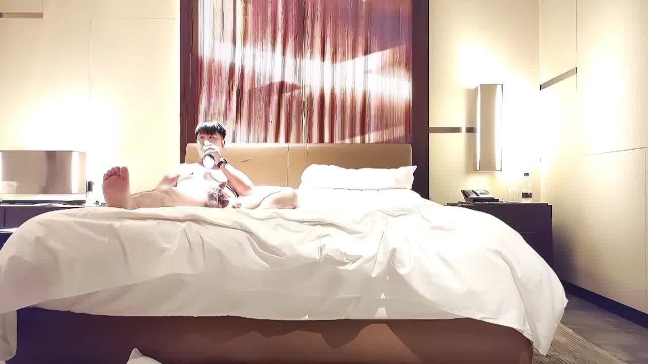  KU【小宝寻花】极品清纯外围女神 胸大臀翘 肤白貌美 高抬玉腿任意抽插 高清源码 完整版 的剧照9