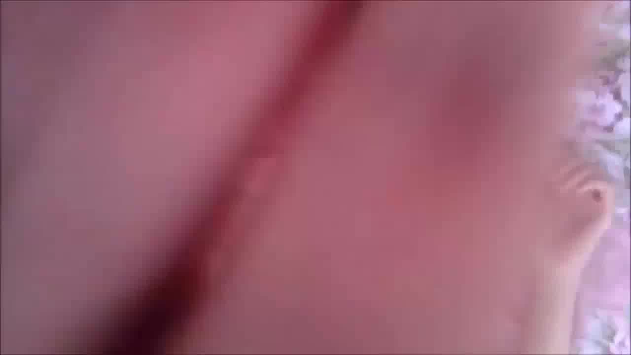  露脸女神空姐人妻Helen 后入水多叫声销魂 的剧照7