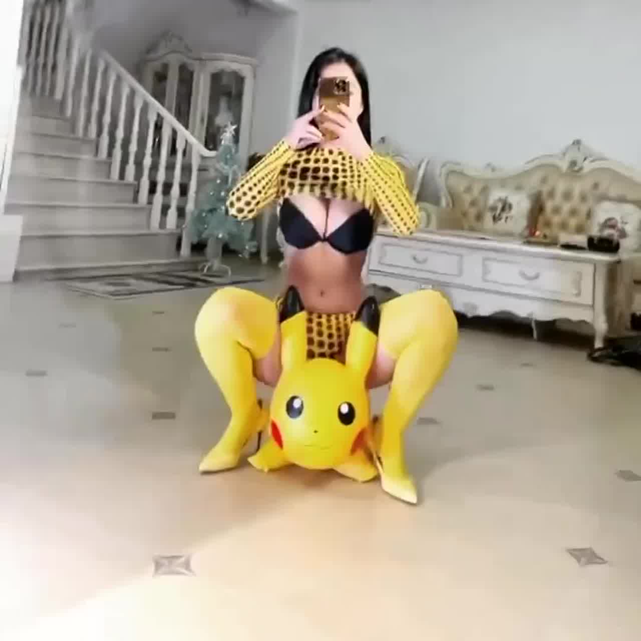  所以我说 皮卡超到底做错什么 的剧照9