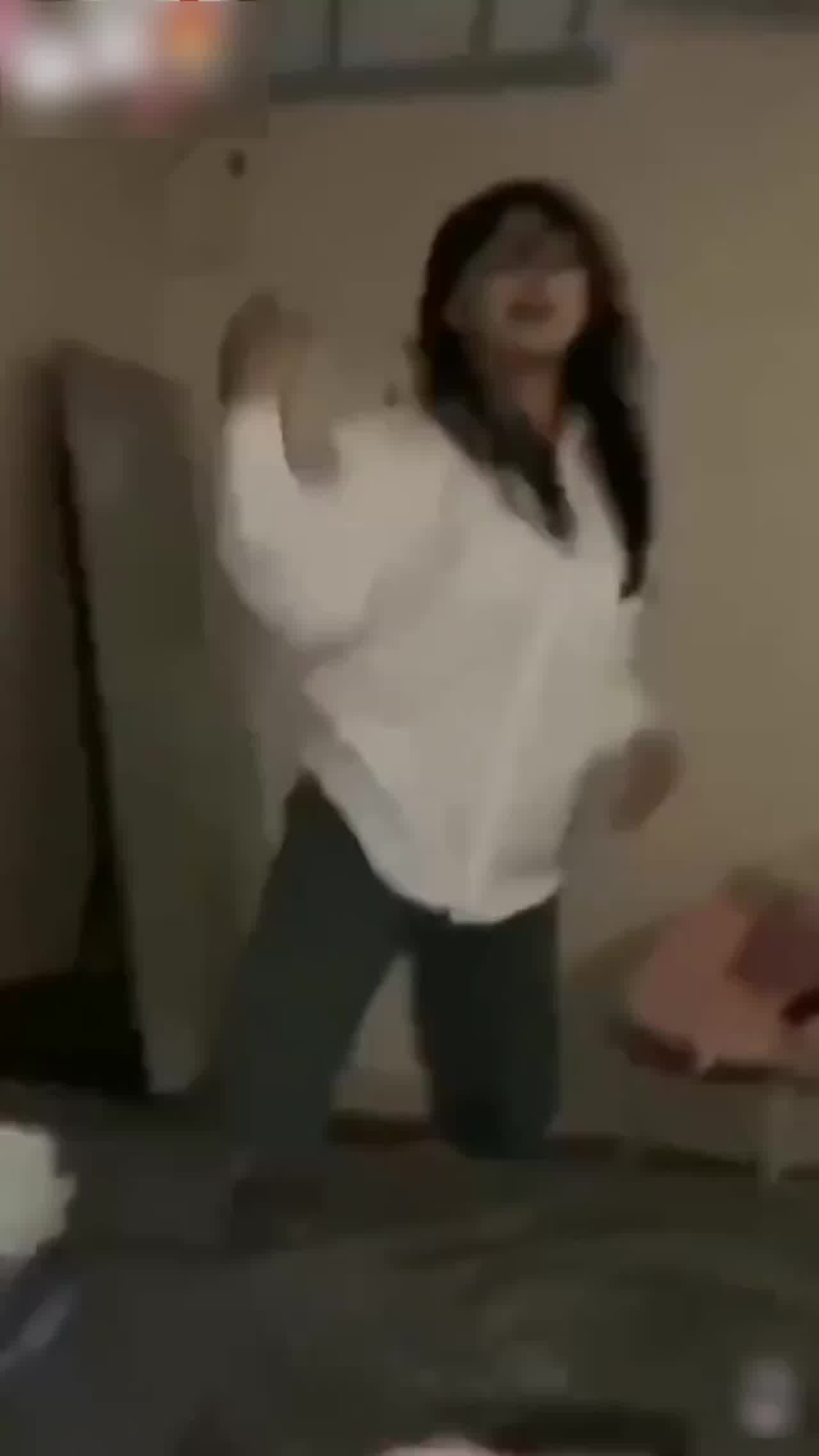  眼镜娘最骚可不是吹的“爸爸干我”这表情太哇塞了 的剧照6